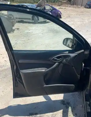 Veículo de Sucata ford focus berlina (cak) ambiente do ano 0 alimentado ffda