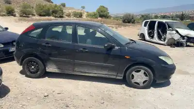 Veículo de Sucata ford focus berlina (cak) ambiente do ano 0 alimentado ffda
