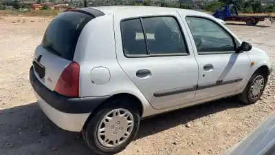 Veículo de Sucata renault clio ii caixa (sb0/1/2_) 1.9 d (sb0j) do ano 0 alimentado f8q