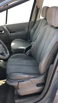 Здавання транспортного засобу renault scenic ii (jm) 1.9 grand confort authentique [1.9 ltr. - 88 kw dci diesel] року 0 потужний f9q d8