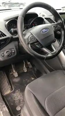 Здавання транспортного засобу ford kuga ii (dm2) 1.5 ecoboost року 0 потужний bnmb