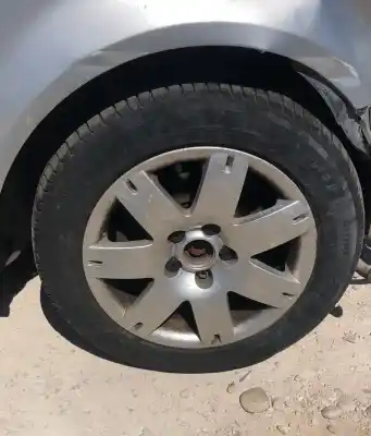 Здавання транспортного засобу volkswagen passat berlina (3b3) 1.9 tdi року 0 потужний avf