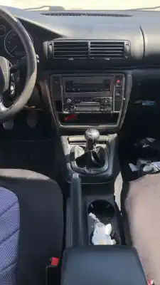 Здавання транспортного засобу volkswagen passat berlina (3b3) 1.9 tdi року 0 потужний avf