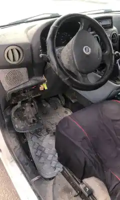 Veicolo di demolizione fiat doblo (119) 1.3 16v jtd active multijet dell'anno 0 alimentato 188a9000
