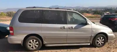 Véhicule à la ferraille kia magentis 2.9 cdri ex de l'année 0 alimenté j3