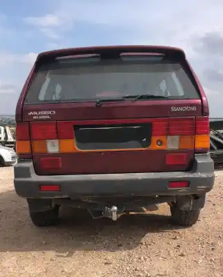 Veículo de Sucata ssangyong musso 2.9 d do ano 0 alimentado om602 Veículo de Sucata ssangyong musso 2.9 d do ano 0 alimentado om602