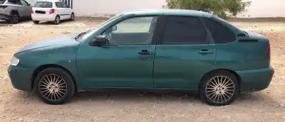 Veicolo di demolizione SEAT CORDOBA BERLINA (6K2) Stella dell'anno 0 alimentato AGR