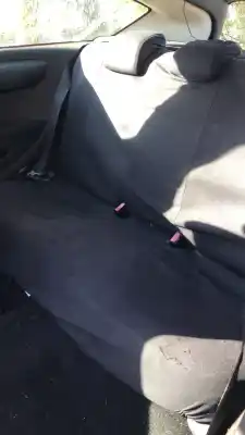 Veicolo di demolizione citroen c4 berlina collection dell'anno 0 alimentato 