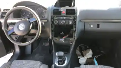 Veicolo di demolizione volkswagen touran 1t1 highline dell'anno 0 alimentato 