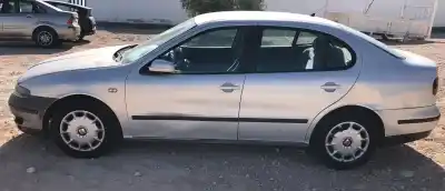 Veículo de Sucata seat toledo (1m2) toledo 1m2 do ano 0 alimentado 