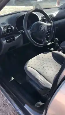 Veículo de Sucata seat toledo (1m2) toledo 1m2 do ano 0 alimentado 