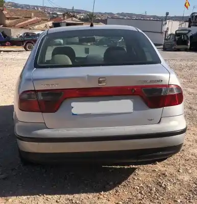 Veículo de Sucata seat toledo (1m2) toledo 1m2 do ano 0 alimentado 