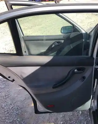 Veículo de Sucata seat toledo (1m2) toledo 1m2 do ano 0 alimentado 