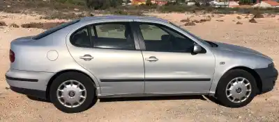 Veículo de Sucata seat toledo (1m2) toledo 1m2 do ano 0 alimentado 