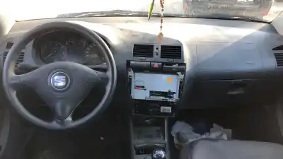 Veículo de Sucata seat cordoba berlina (6k2) stella do ano 0 alimentado 