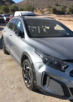 Veículo de Sucata kia xceed gtline do ano 0 alimentado 