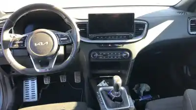 Veículo de Sucata kia xceed gtline do ano 0 alimentado 