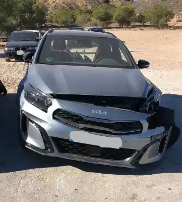 Veículo de Sucata kia xceed gtline do ano 0 alimentado 