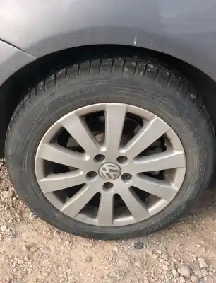 Veicolo di demolizione volkswagen passat berlina (3c2) highline dell'anno 0 alimentato 