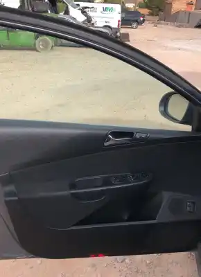 Veicolo di demolizione volkswagen passat berlina (3c2) highline dell'anno 0 alimentato 