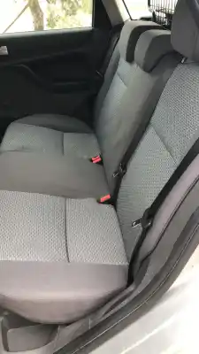 Veículo de Sucata ford focus berlina (cap) ambiente (d) do ano 0 alimentado 