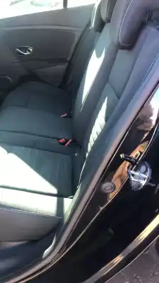 Veicolo di demolizione renault megane iii berlina 5 p 1.5 dci diesel fap dell'anno 0 alimentato 