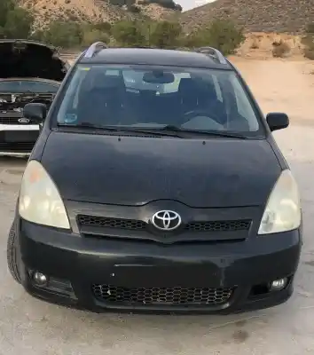 Scrapping Vehicle toyota corolla verso (e12) 1.8 linea sol of the year 0 powered 