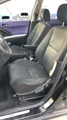 Scrapping Vehicle toyota corolla verso (e12) 1.8 linea sol of the year 0 powered 