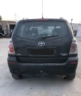 Veicolo di demolizione TOYOTA COROLLA VERSO (E12)  dell'anno 0 alimentato 