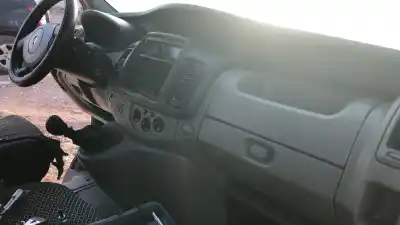 Veículo de Sucata RENAULT TRAFIC CAJA CERRADA (AB 4.01) 1.9 Diesel do ano 0 alimentado 