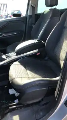 Veículo de Sucata opel zafira 2.0 cdti tourer 16v do ano 0 alimentado 