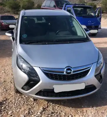 Veículo de Sucata opel zafira 2.0 cdti tourer 16v do ano 0 alimentado 
