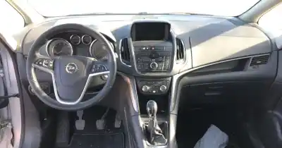 Veículo de Sucata opel zafira 2.0 cdti tourer 16v do ano 0 alimentado 