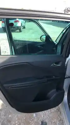 Veículo de Sucata opel zafira 2.0 cdti tourer 16v do ano 0 alimentado 