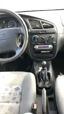 Veicolo di demolizione daewoo lanos sx dell'anno 0 alimentato 