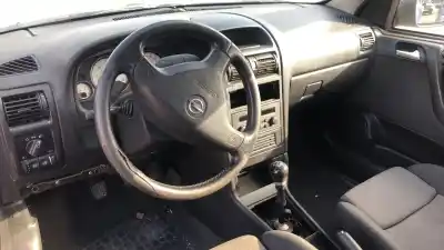 Veicolo di demolizione opel astra 2.0 d-astra_g-(x20dtl) dell'anno 0 alimentato 