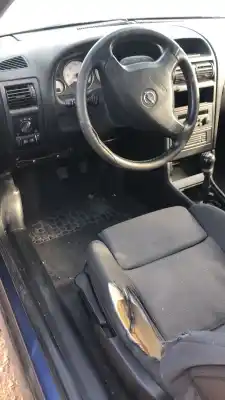 Veicolo di demolizione opel astra 2.0 d-astra_g-(x20dtl) dell'anno 0 alimentato 