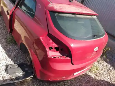 Veículo de Sucata kia pro_cee´d active do ano 2008 alimentado d4fb