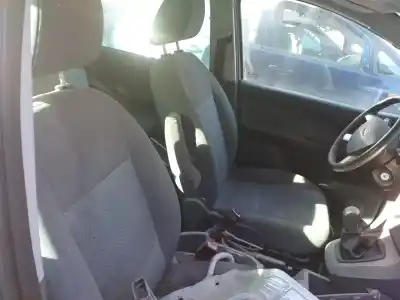 Здавання транспортного засобу ford focus c-max (cap) ambiente (d) року 2004 потужний hwda