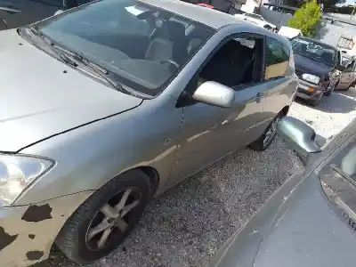 Veicolo di demolizione toyota corolla (e12) 2.0 d-4d linea luna berlina dell'anno 2006 alimentato 1cdftv