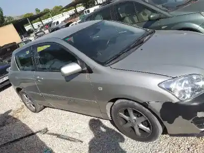 Veicolo di demolizione toyota corolla (e12) 2.0 d-4d linea luna berlina dell'anno 2006 alimentato 1cdftv