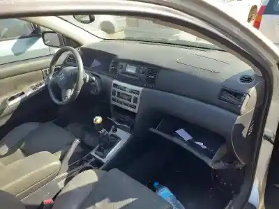 Scrapping Vehicle TOYOTA COROLLA (E12) 2.0 D-4D Linea Luna Berlina of the year 2006 powered 1CDFTV