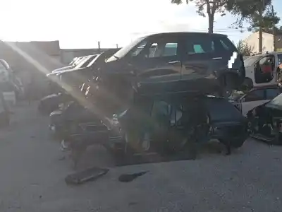 Scrapping Vehicle land rover range rover (lm) tdv8 hse of the year 2001 powered 368dt