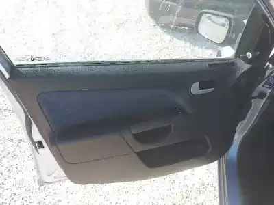 Veicolo di demolizione ford fiesta (cbk) +kedummies dell'anno 2005 alimentato hhja