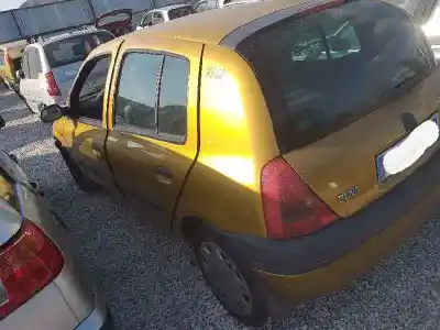 Здавання транспортного засобу RENAULT CLIO II FASE I (B/CBO) 1.2 року 2001 потужний D7F D7