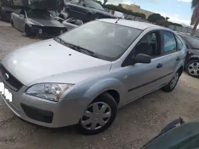 Véhicule à la ferraille ford focus berlina (cap) ambiente (d) de l'année 2007 alimenté hhda