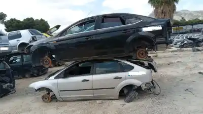Véhicule à la ferraille ford focus berlina (cap) ambiente (d) de l'année 2007 alimenté hhda