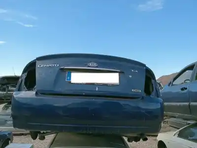 Veicolo di demolizione kia cerato 2.0 ex crdi berlina dell'anno 2005 alimentato d4ea