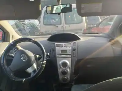 Véhicule à la ferraille toyota yaris (ksp9/scp9/nlp9) básico de l'année 2006 alimenté 1nd
