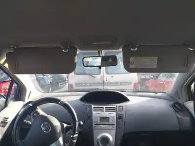 Véhicule à la ferraille toyota yaris (ksp9/scp9/nlp9) básico de l'année 2006 alimenté 1nd